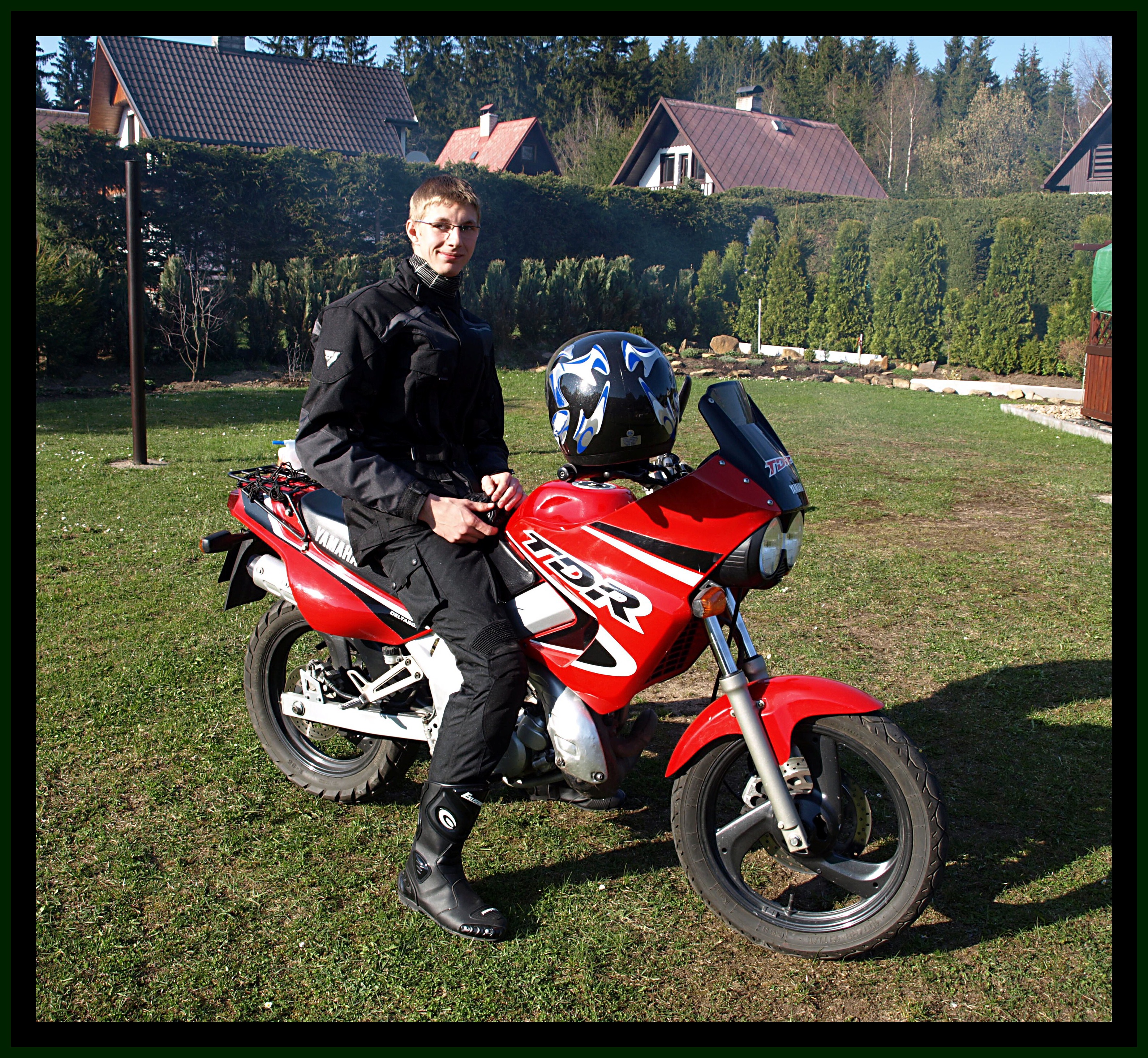 Můj milovanej motorkář :)) ♥